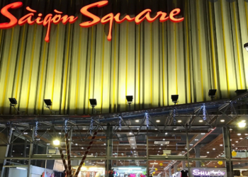 Hé lộ ông chủ của TTTM Saigon Square