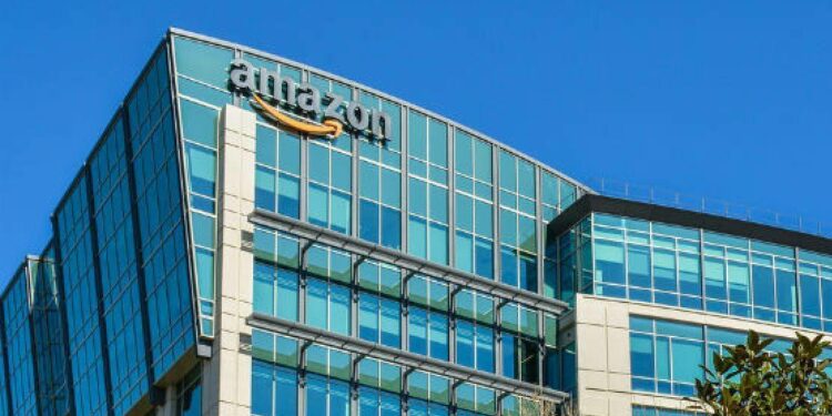 Cổ phiếu rớt thảm, vốn hóa Amazon xuống dưới ngưỡng 1.000 tỷ USD