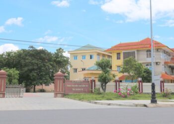 Khiển trách Giám đốc CDC Quảng Trị