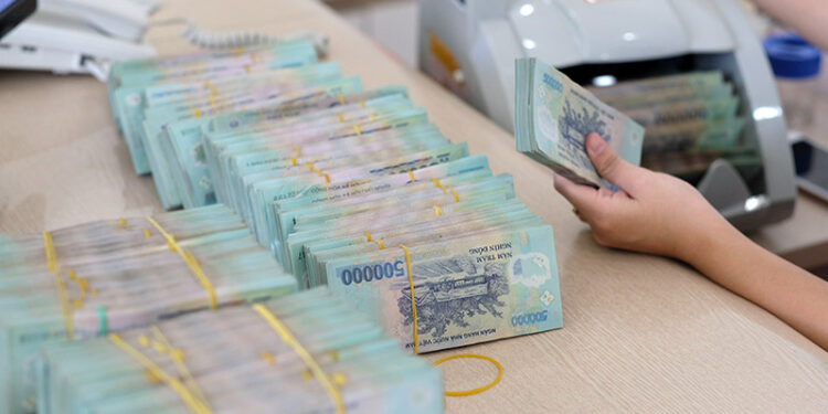 Trả nợ hơn 240.000 tỷ, Chính phủ hoàn thành 71,8% kế hoạch