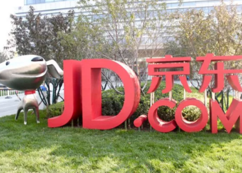 Jingdong cắt giảm 20% lương của 2.000 quản lý