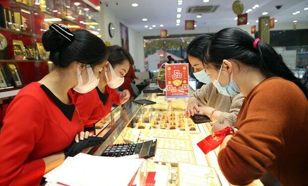 Người Việt mua 12 tấn vàng trong quý III/2022