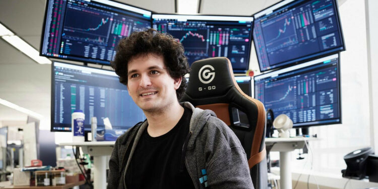 FTX tuyên bố phá sản, Sam Bank-Fried vẫn cố gọi vốn