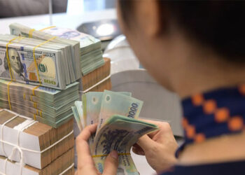 Việt Nam ra khỏi danh sách giám sát thao túng tiền tệ