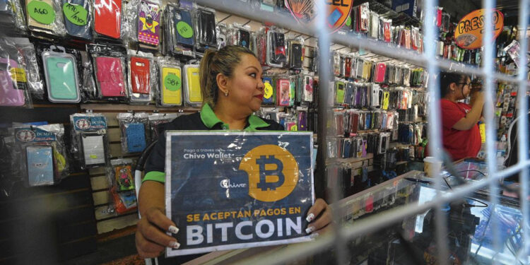 El Salvador thúc đẩy giáo dục về Bitcoin, tăng phạm vi tiếp cận 250.000 sinh viên vào năm 2023