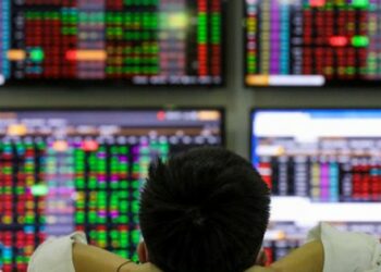 Mua nhầm cổ phiếu "ẩn mình" trong giai đoạn thị trường chuyển giao, nhà đầu tư có thể "đứng yên" trong 3 năm