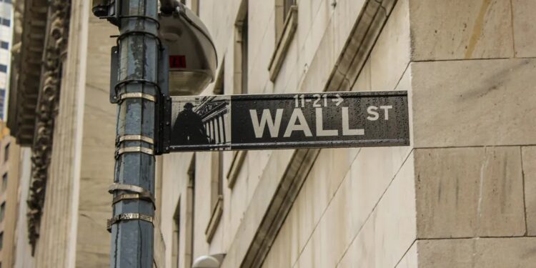 Ngân hàng phố Wall Signature Bank "giảm tải" mức tiếp xúc với crypto 10 tỷ USD