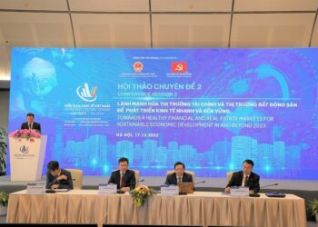 Ủy ban Chứng khoán đề xuất 3 giải pháp để thị trường phát triển lành mạnh, bền vững - Ảnh 1.