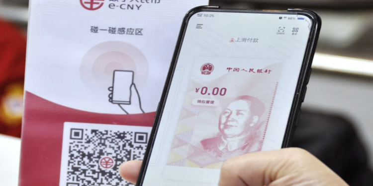 Người dân Trung Quốc không mặn mà với đồng e-CNY