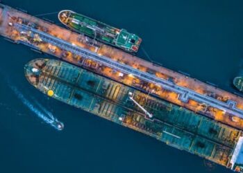 Nga bác bỏ trần giá dầu 60 USD, cảnh báo đáp trả