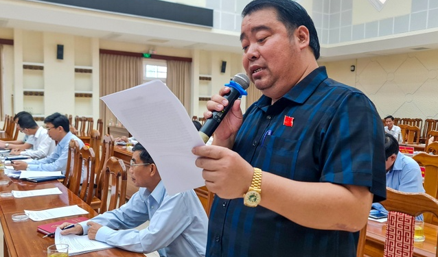 Báo cáo của ông Nguyễn Viết Dũng về việc đánh caddie gẫy gậy golf