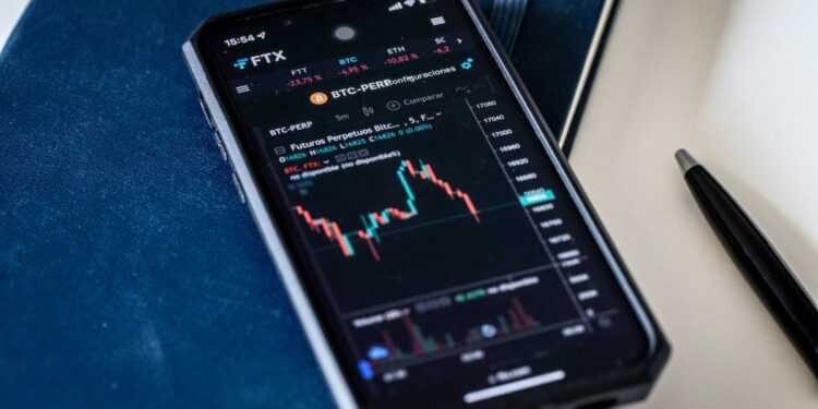 FTX cân nhắc khởi động lại sàn giao dịch, giá FTT tăng 40%