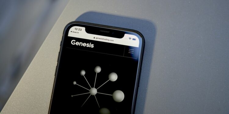 Genesis sa thải thêm 30% nhân sự