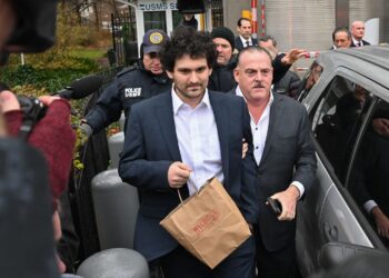 Mỹ đã phong tỏa đến 700 triệu USD tài sản của Sam Bankman-Fried