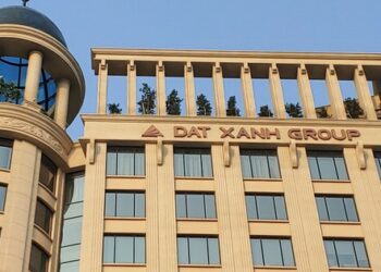 Sau nhiều năm miệt mài “bơm” vốn cho một công ty con, Đất Xanh Group (DXG) bất ngờ muốn vay lại hơn nghìn tỷ