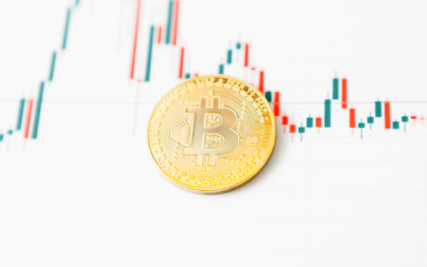 bitcoin price pullback after Tesla