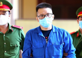 Dọa đánh sập sàn T-Rex, hacker Nhâm Hoàng Khang hầu tòa