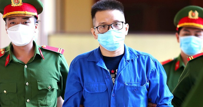 Dọa đánh sập sàn T-Rex, hacker Nhâm Hoàng Khang hầu tòa