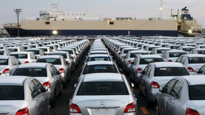 vimoney: Nhập khẩu ô tô năm 2022 tăng kỷ lục, đạt 173.467 chiếc