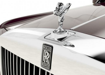 Doanh số của Rolls-Royce năm 2022 lập kỷ lục