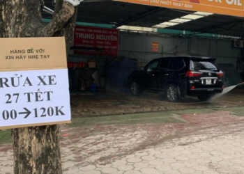Giá dịch vụ rửa xe tăng gấp 2 những ngày cận Tết