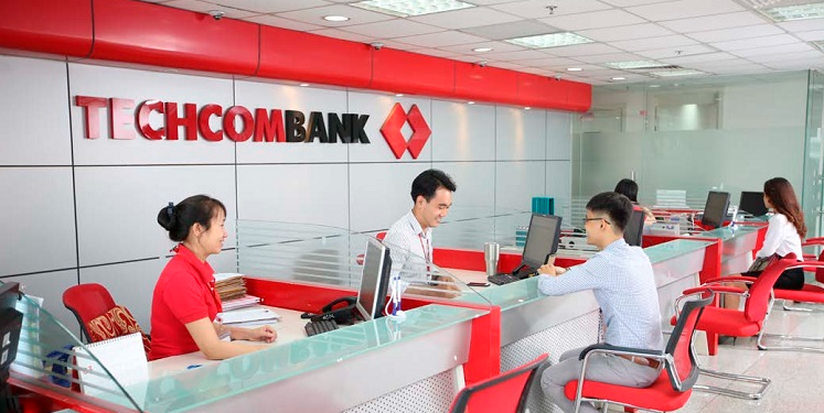 Techcombank trở thành ngân hàng thứ 3 báo lãi tỷ USD