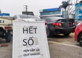 Trạm đăng kiểm được vận động làm việc xuyên Tết