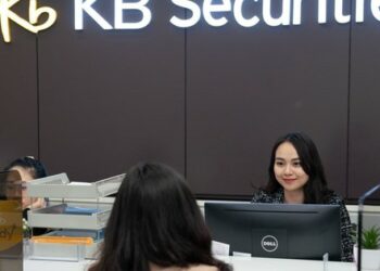 Đồng hành cùng nhà đầu tư vượt sóng thách thức 2023