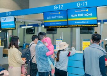 Sau khi tăng vốn điều lệ, ai là cổ đông lớn của Vietravel? - Ảnh 1.