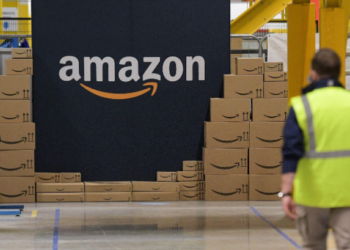 Amazon nói về việc giảm quy mô vận chuyển hàng hóa