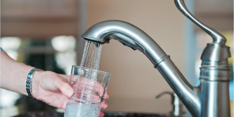 Hà Nội: Giá nước sạch sắp được điều chỉnh