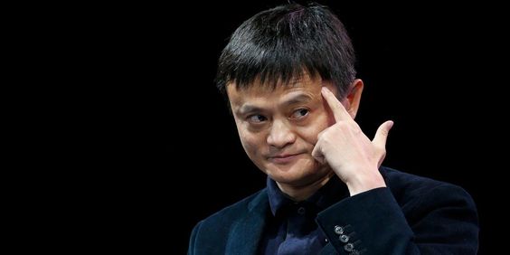 Jack Ma gặp tỷ phú giàu nhất Thái Lan, một cổ phiếu tăng 800%