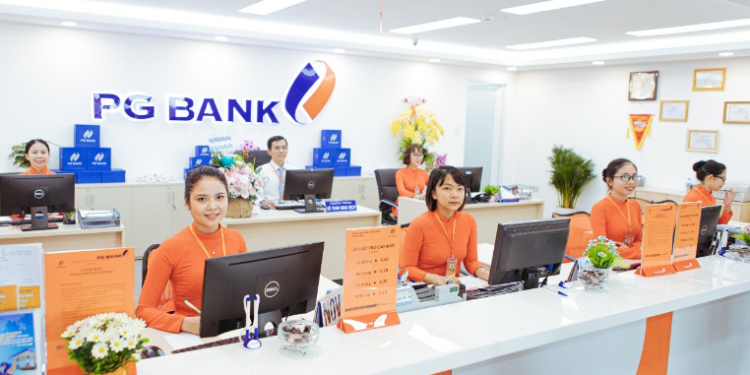 Petrolimex sẽ thoái vốn tại PG Bank thông qua đấu giá công khai