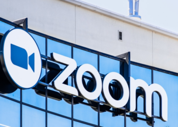 Zoom sa thải 1.300 nhân viên