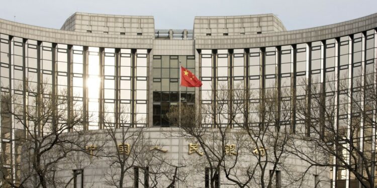 FDIC tạo ngân hàng cầu nối cho ngân hàng thung lũng Silicon, trấn an khách hàng và thúc đẩy ngành ngân hàng