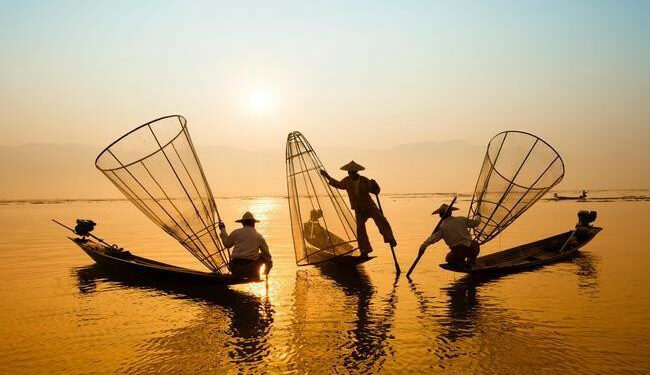 Góc nhìn CTCK: VN-Index hướng lên vùng 1.050 - 1.060 điểm, NĐT có thể tăng dần tỷ trọng - Ảnh 1.