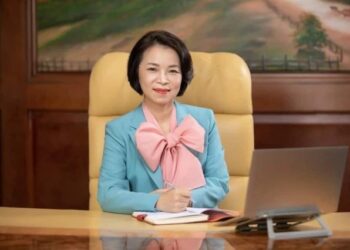Những nữ tướng trên sàn chứng khoán - Ảnh 1.