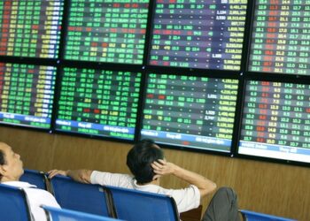 VN-Index vẫn trong xu hướng giảm