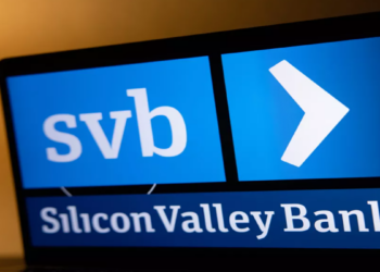 Bộ Tư pháp Mỹ “chăm sóc đặc biệt” ngân hàng Silicon Valley Bank