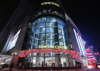 Hé lộ mức thu nhập của dàn lãnh đạo Vincom Retail, cao nhất gần 1 tỷ/tháng