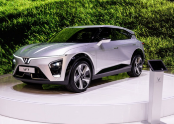 Tại Mỹ, VinFast VF 6 và VF 7 giá bán thế nào?