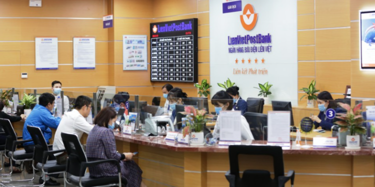 Thêm một ngân hàng muốn đổi tên viết tắt