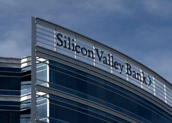 Lộ diện 2 ngân hàng Mỹ muốn mua lại Silicon Valley Bank