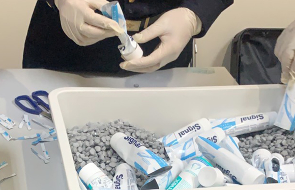 Vụ 4 tiếp viên hàng không xách ma túy: Khởi tố thêm 10 người