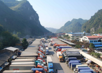Xuất khẩu tiểu ngạch sang Trung Quốc bị siết từ 2025