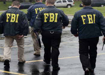 FBI tìm thấy gì trong nhà “cận thần” trung thành của Sam BankmanFried FTX