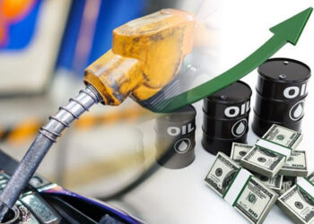 Giá xăng dầu ngày 17/4 biến động nhỏ