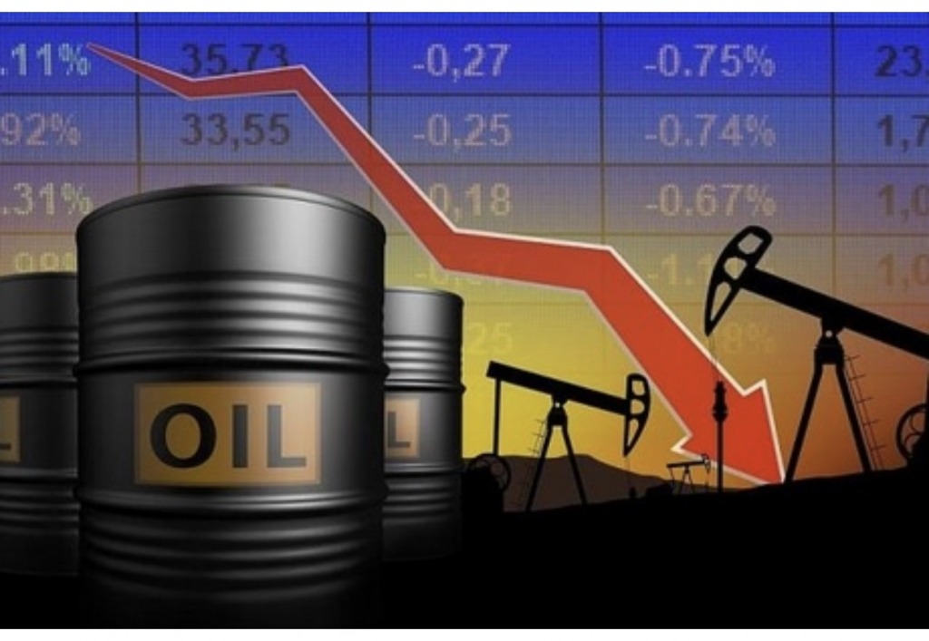 Giá xăng dầu ngày 21/4: Giá trong nước và thế giới đảo ngược