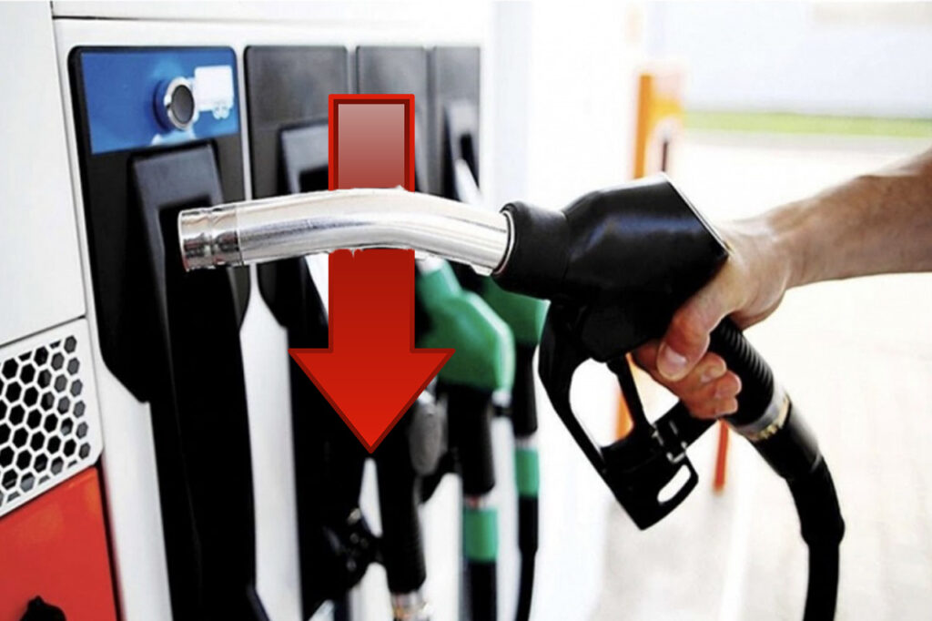 Giá xăng dầu ngày 24/4: Tiếp tục giảm nhẹ