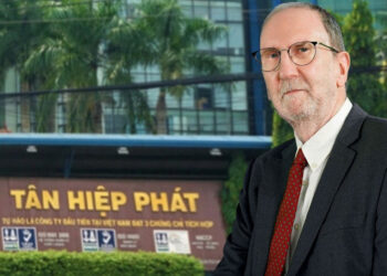 Tân Tổng giám đốc của Tân Hiệp Phát: Riddle David Charles là lãnh đạo một tập đoàn đa quốc gia